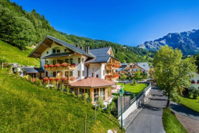 ALMHOF Alpin Apartments & Spa Dienten Am Hochkönig